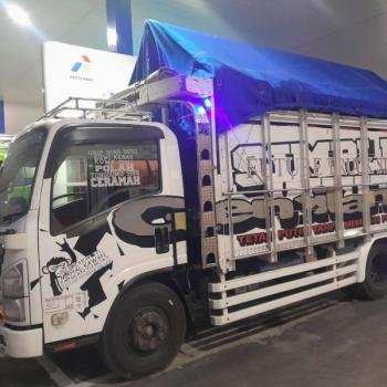 Distribusi Es Kristal