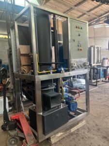 Mesin Es Otomatis dan Semi Otomatis